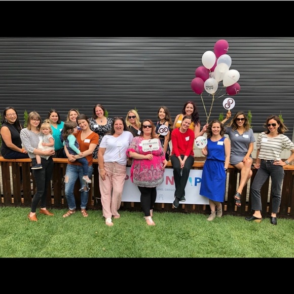 Meet your Posher, Veronica - Picture 2 of 2